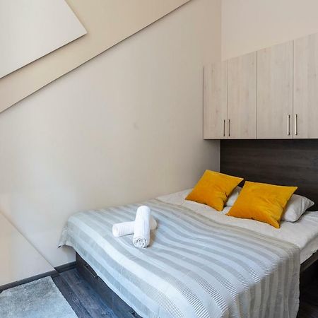 Deluxe Downtown Home 2 Bedrm, 2 Bathrm Budapeşte Dış mekan fotoğraf