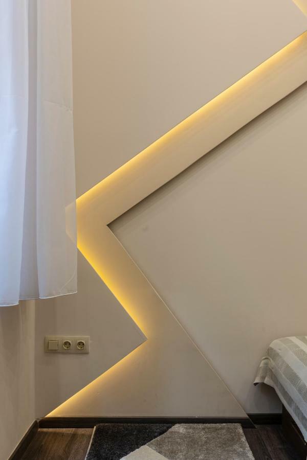 Deluxe Downtown Home 2 Bedrm, 2 Bathrm Budapeşte Dış mekan fotoğraf