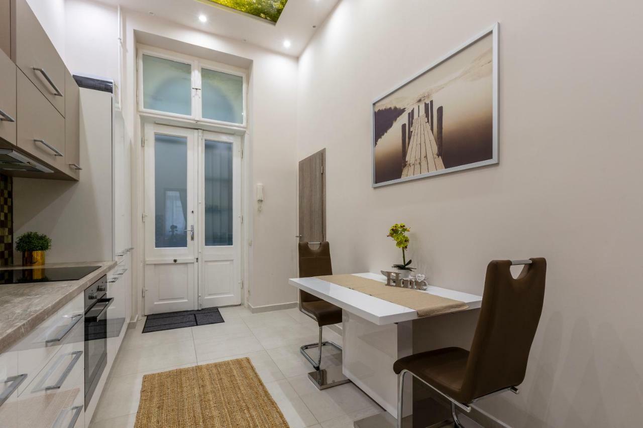 Deluxe Downtown Home 2 Bedrm, 2 Bathrm Budapeşte Dış mekan fotoğraf