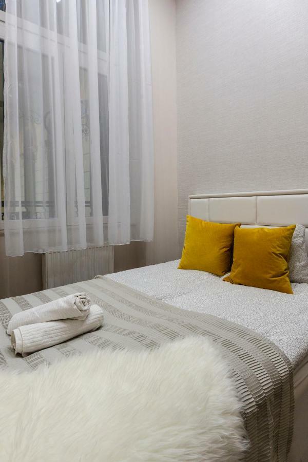 Deluxe Downtown Home 2 Bedrm, 2 Bathrm Budapeşte Dış mekan fotoğraf